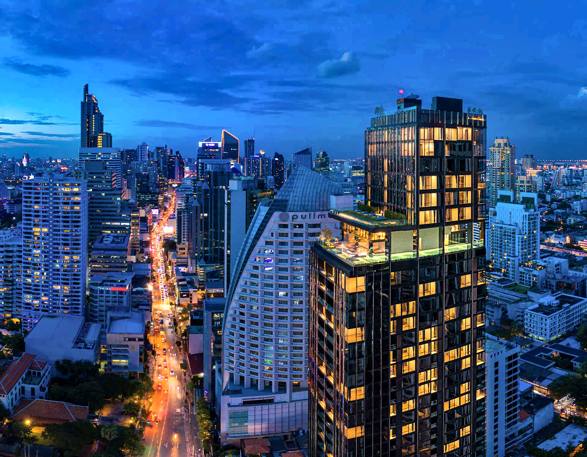 Exterior or project image for Celes Asoke in Bangkok