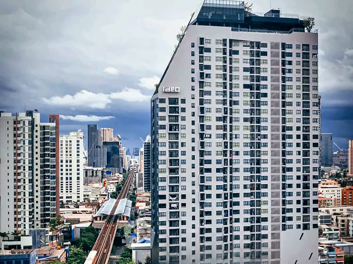 Exterior or project image for Ideo Phaholyothin Chatuchak in Bangkok