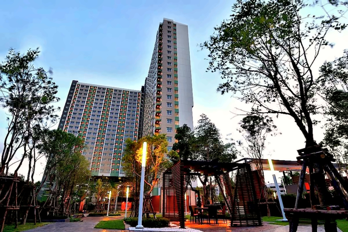 Exterior or project image for Lumpini Park Rama 9-Ratchada in Bangkok
