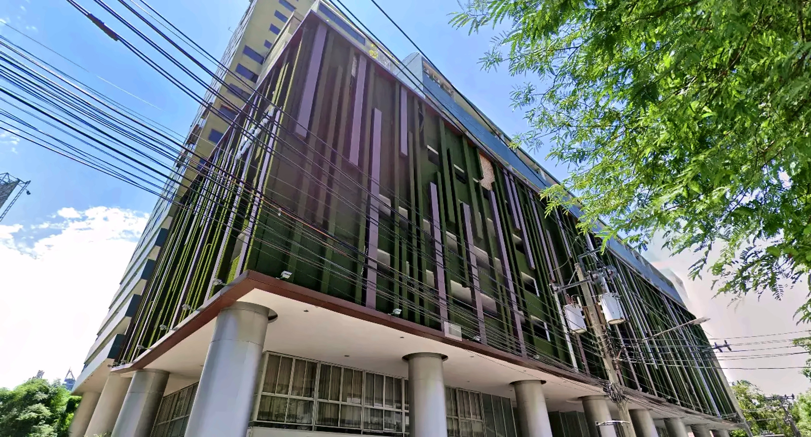 Exterior or project image for Park Ploenchit Sukhumvit 1 in Bangkok