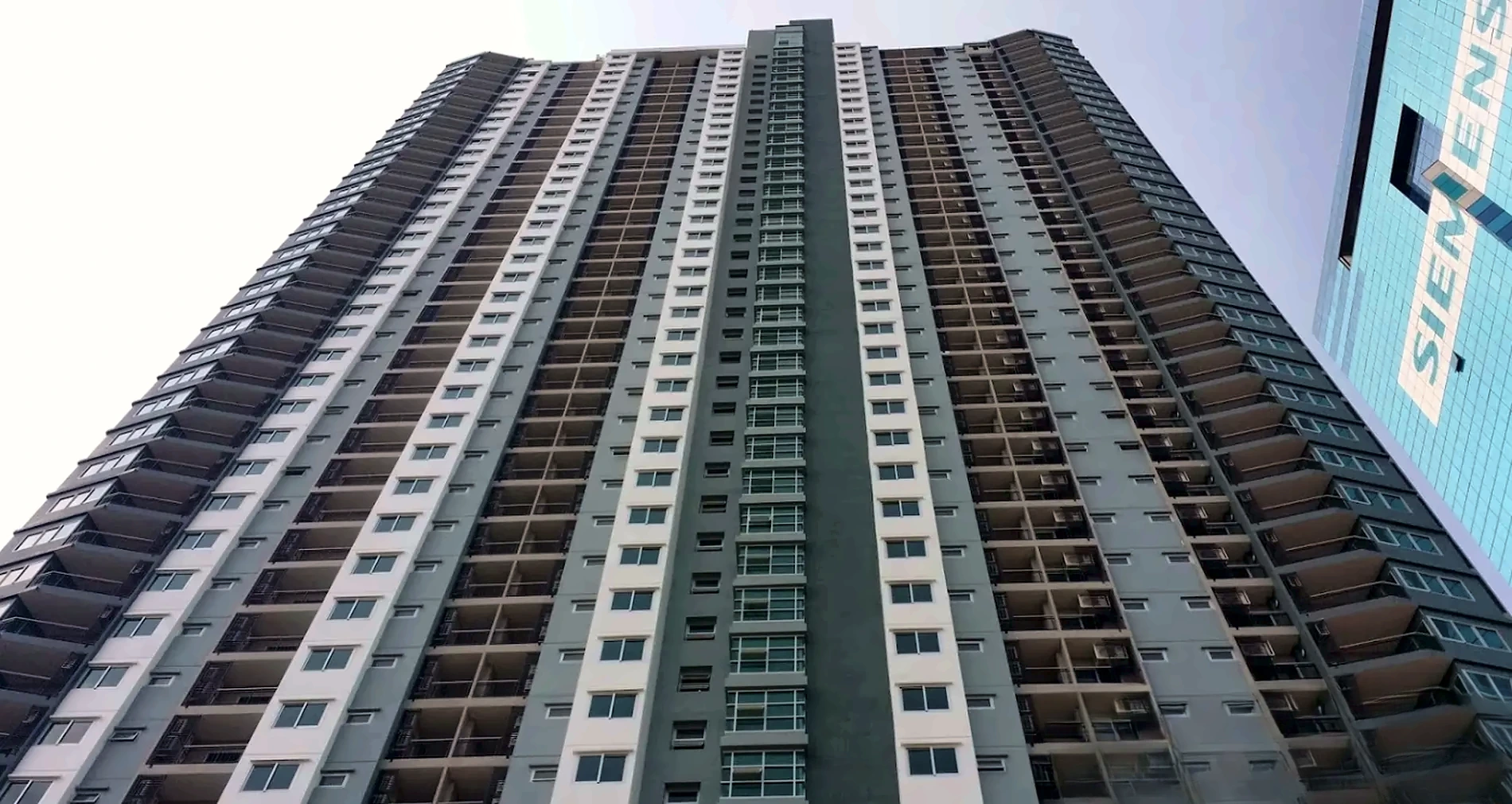 Exterior or project image for Supalai Park Ekkamai-Thonglor in Bangkok